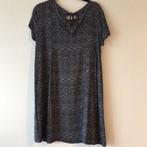 H&M Dresses - LIKE NEW | H&M Black and White A-Line Dress H&M Dresses - LIKE NEW | H&M Black and White A-Line Dress